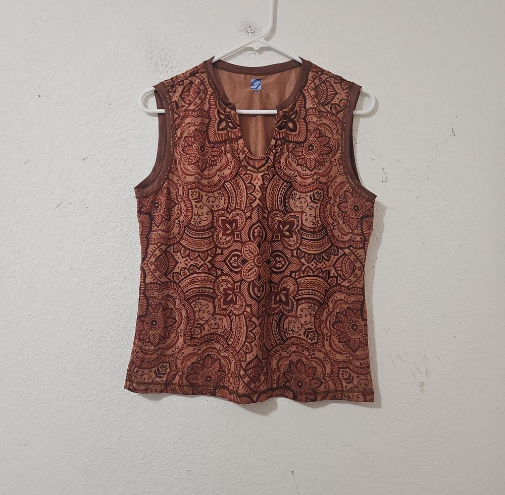 Title Nine Brio Sleeveless Top Size Medium
